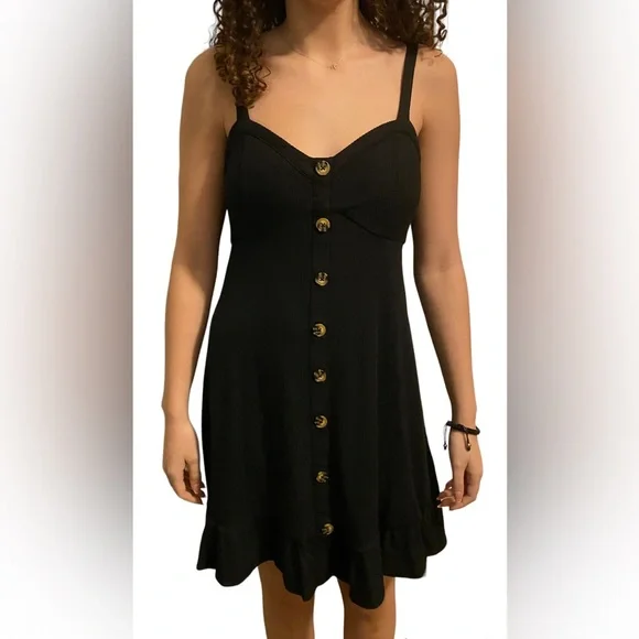 BRAND NEW - NO BOUNDARIES - Black dress (Large- 11/13).